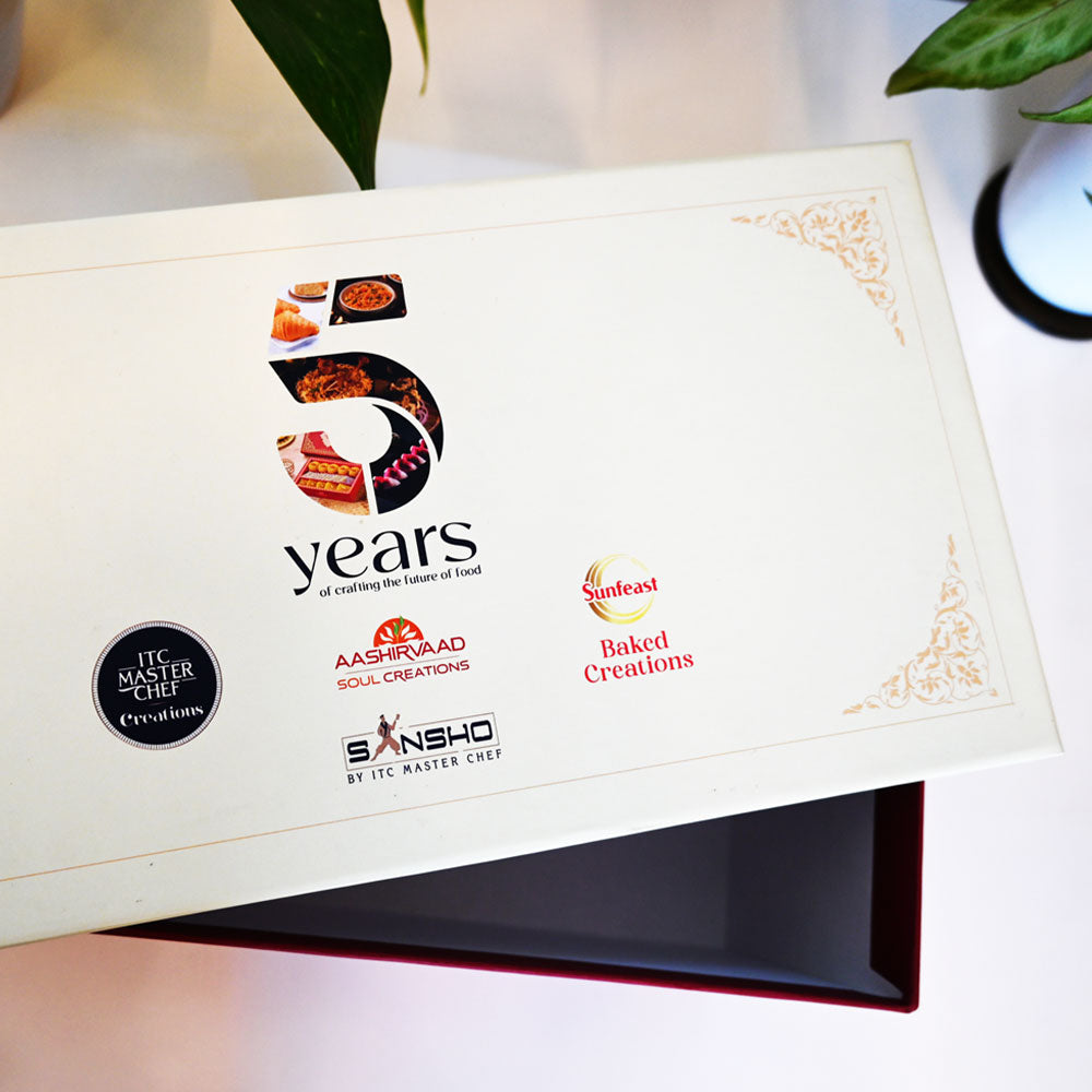 Top and bottom rigid box