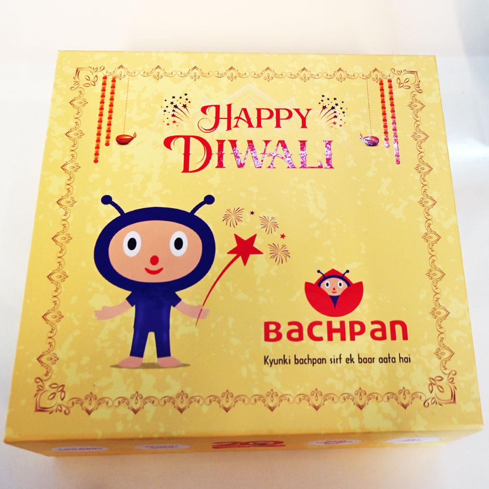 Magnetic lock rigid box